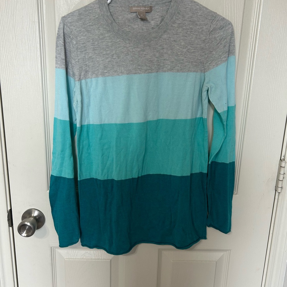 Banana Republic Heather Gray Sweater